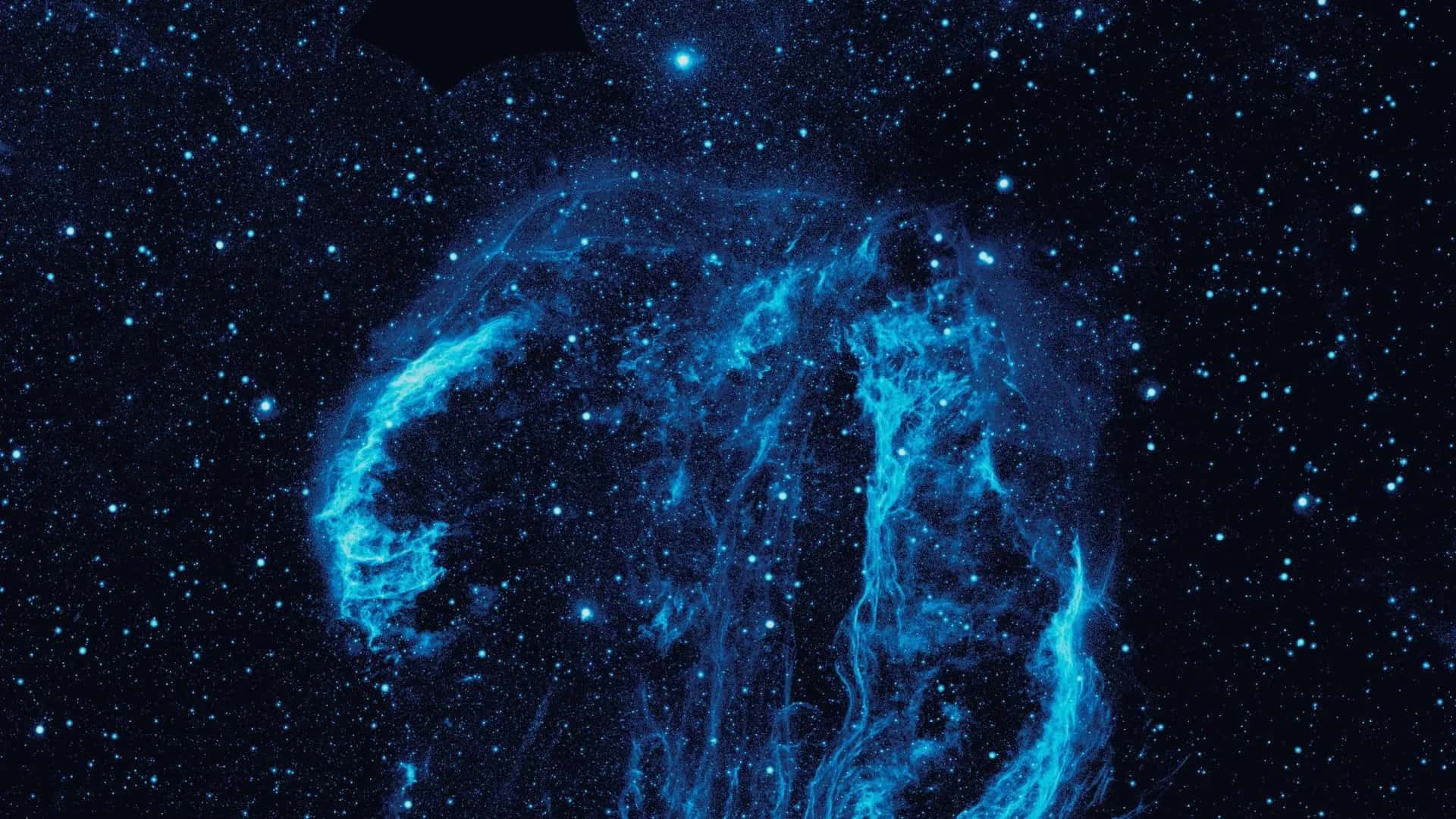 GALEX morötesi teleskobu ile görüntülenen Peçe Bulutsusu (NASA, JPL-Caltech)
